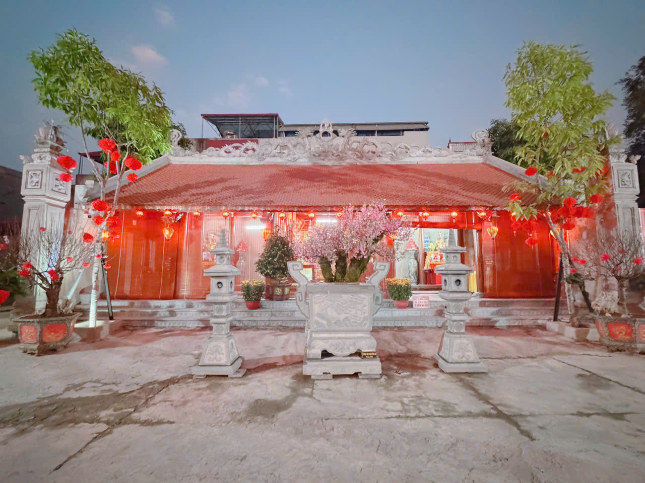Anh-tin-bai